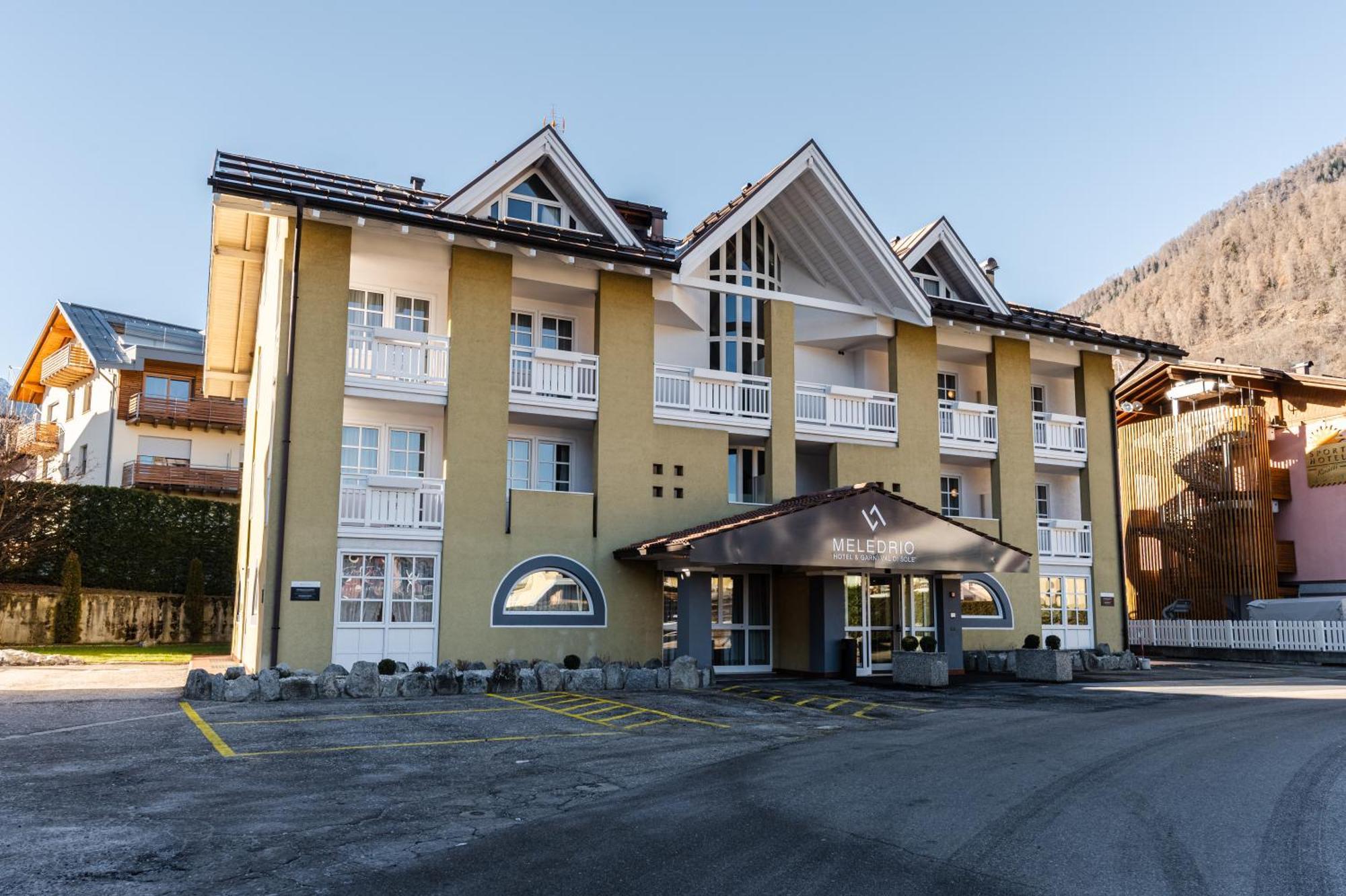 Hotel Garni Meledrio Dimaro Exterior photo